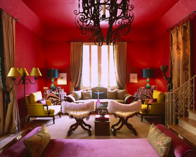 red and fuschia living room