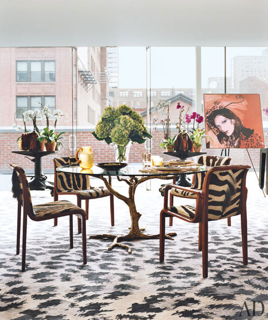 diane-von-furstenburg-new-york-apartment-04-dining-area-warhol-lg