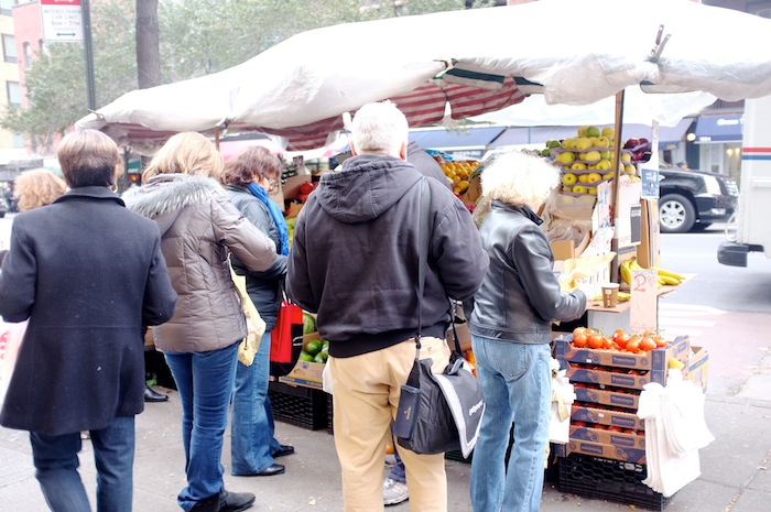 fruit stand/sandy